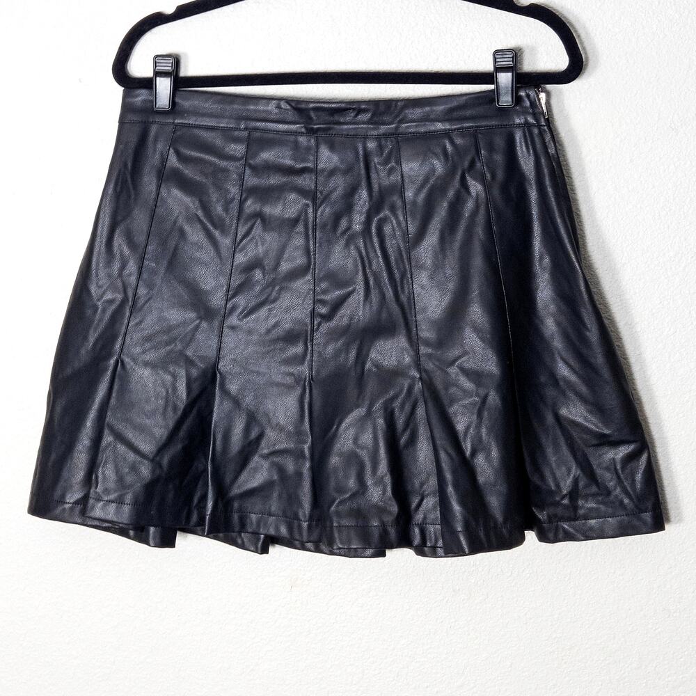 BaeVely Faux Leather Pleated Mini Skirt Black Size L Moto Y2K